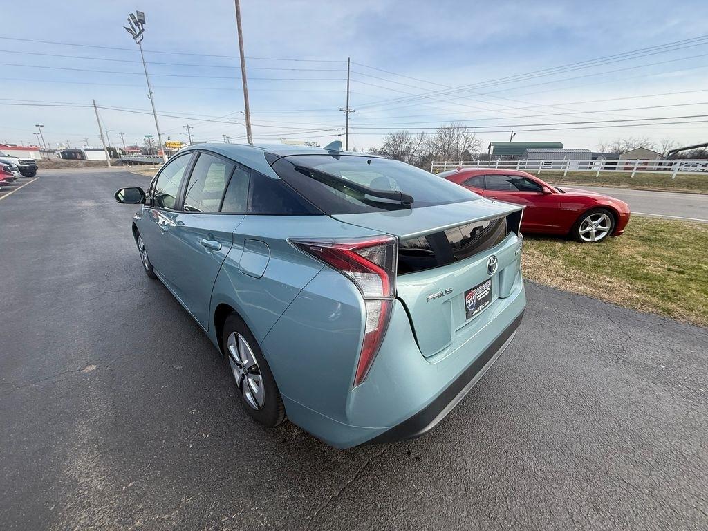 Toyota Prius Two Eco 2017