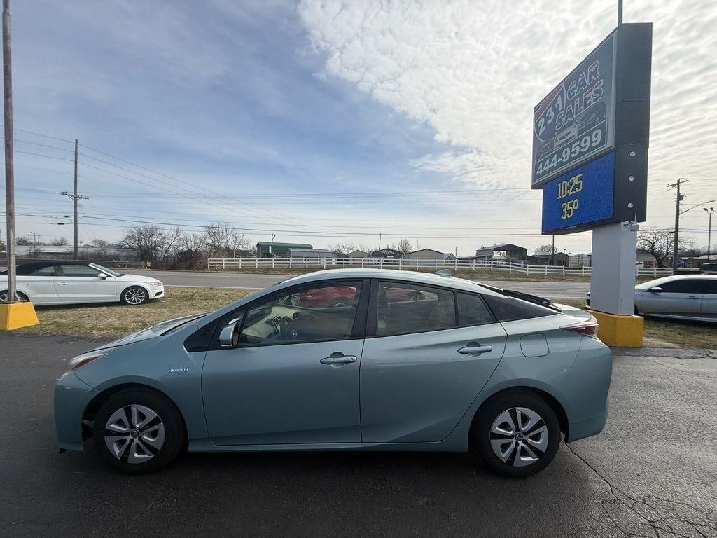 Toyota Prius Two Eco 2017