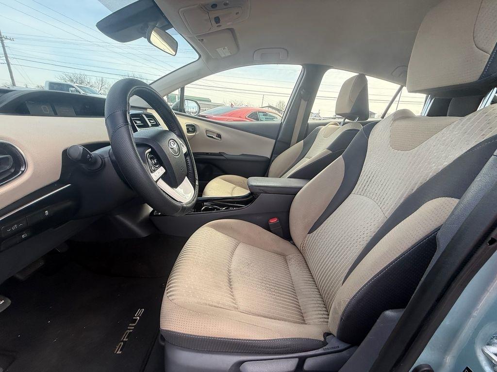 Toyota Prius Two Eco 2017