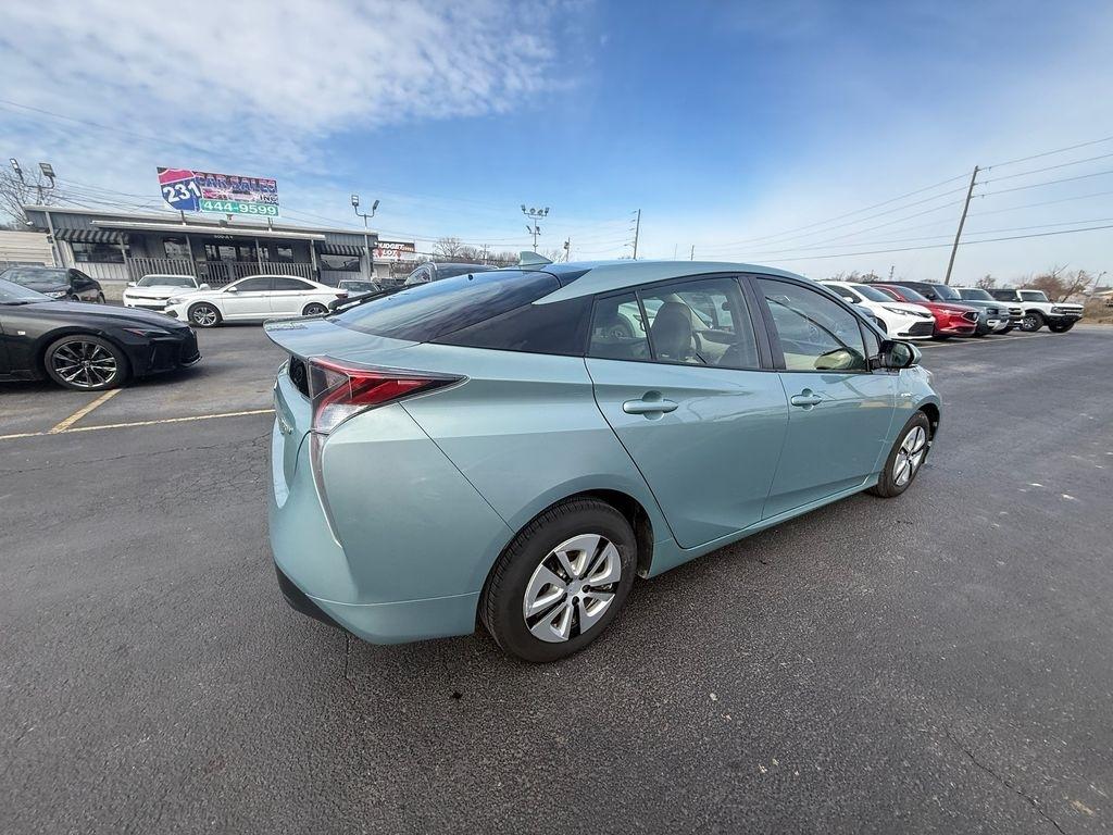 Toyota Prius Two Eco 2017