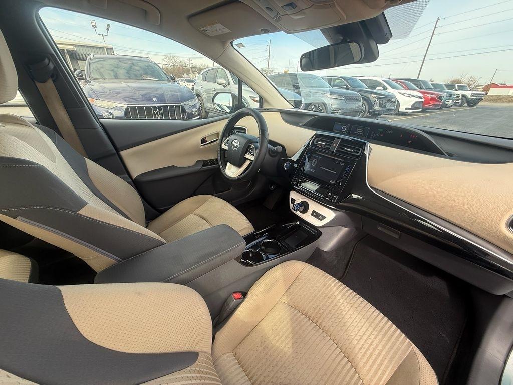 Toyota Prius Two Eco 2017