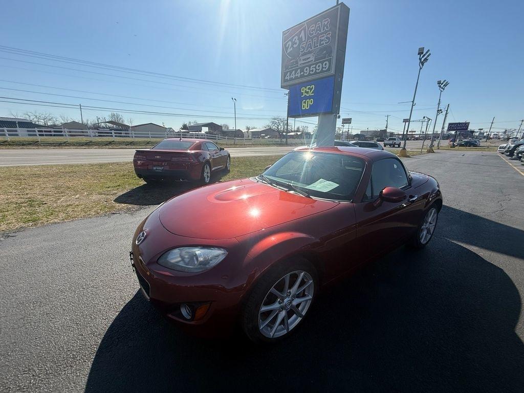 Mazda MX-5 Miata Grand Touring 2011