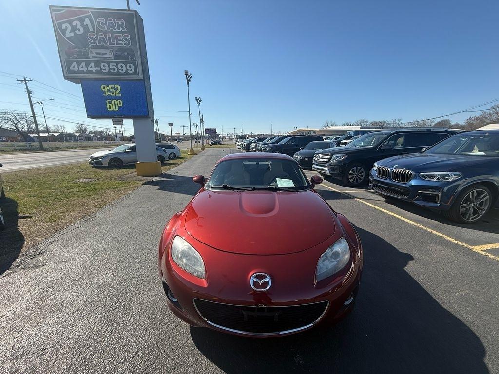 Mazda MX-5 Miata Grand Touring 2011