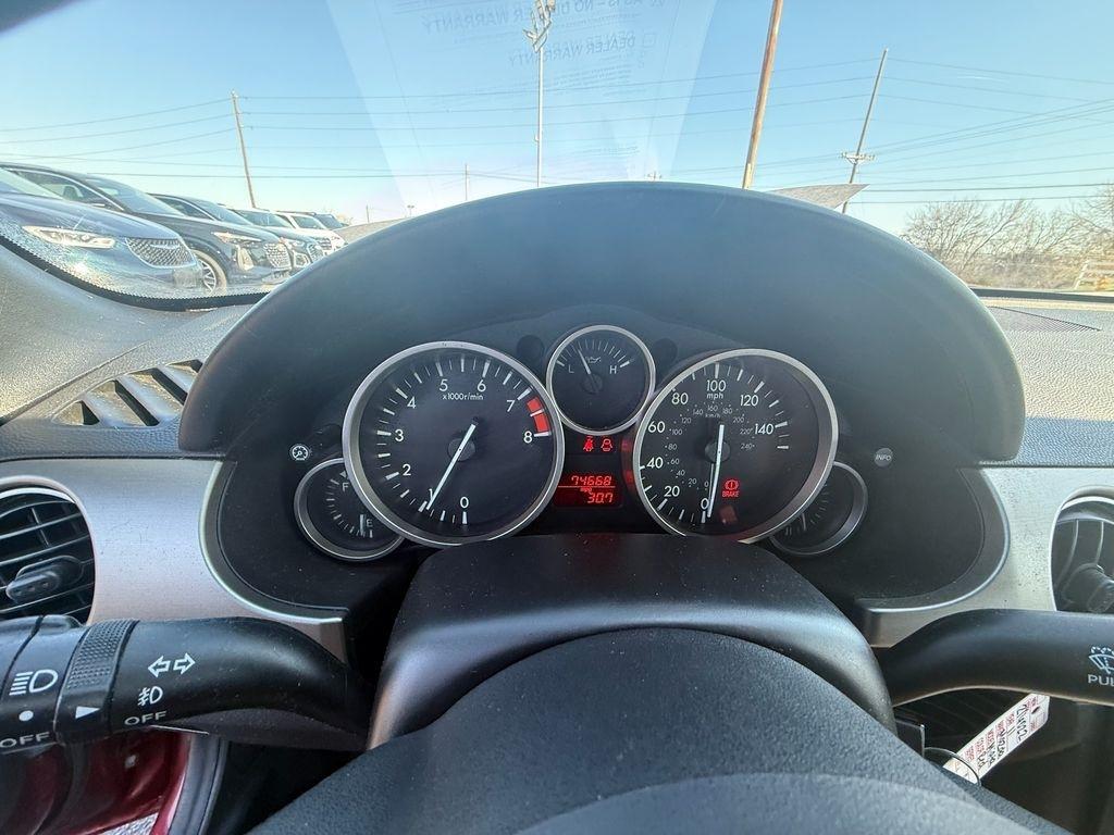 Mazda MX-5 Miata Grand Touring 2011