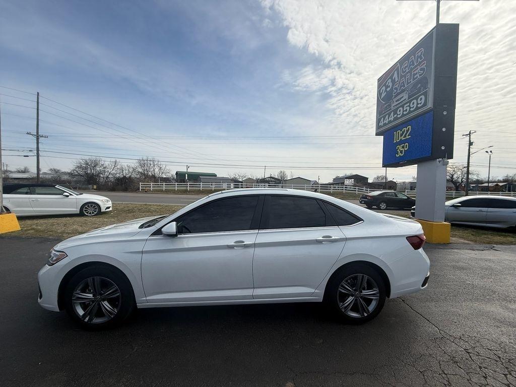 Volkswagen Jetta SE 2024