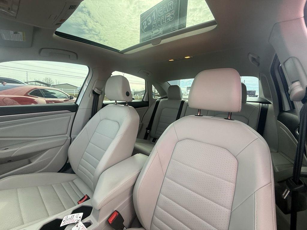 Volkswagen Jetta SE 2024