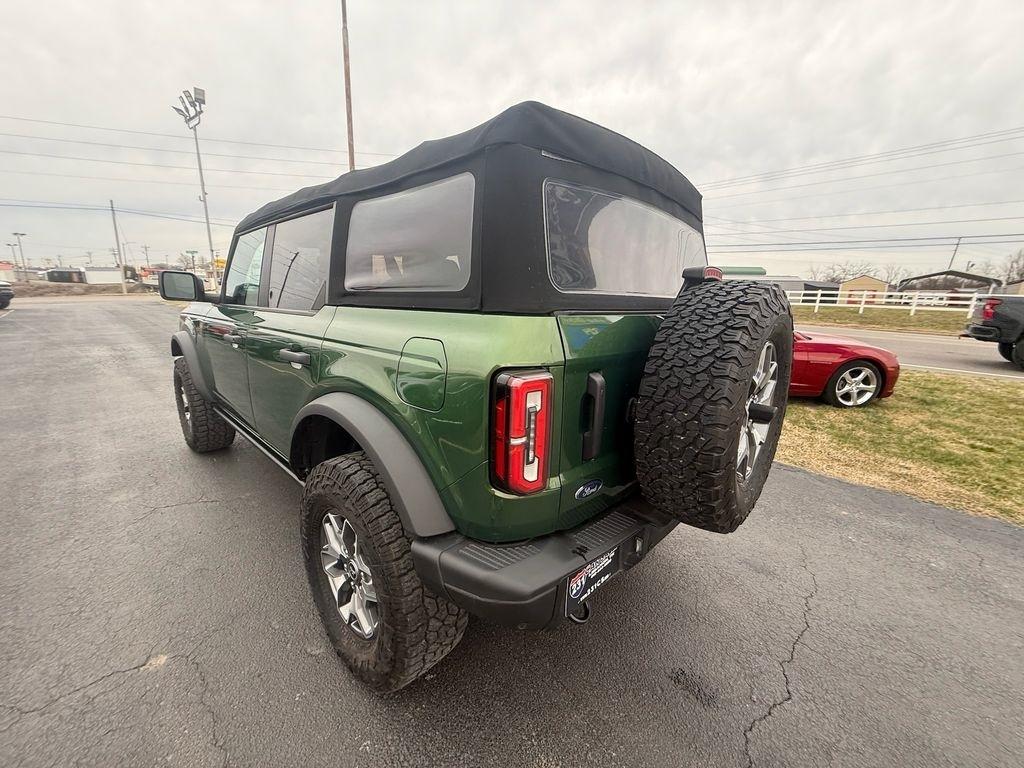 Ford Bronco Base 4-Door w/Advanced 2022
