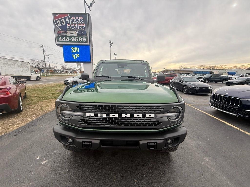 Ford Bronco Base 4-Door w/Advanced 2022