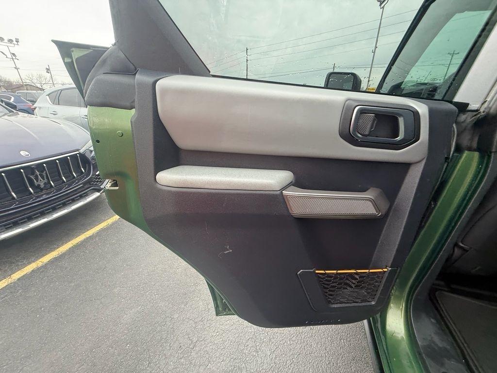 Ford Bronco Base 4-Door w/Advanced 2022