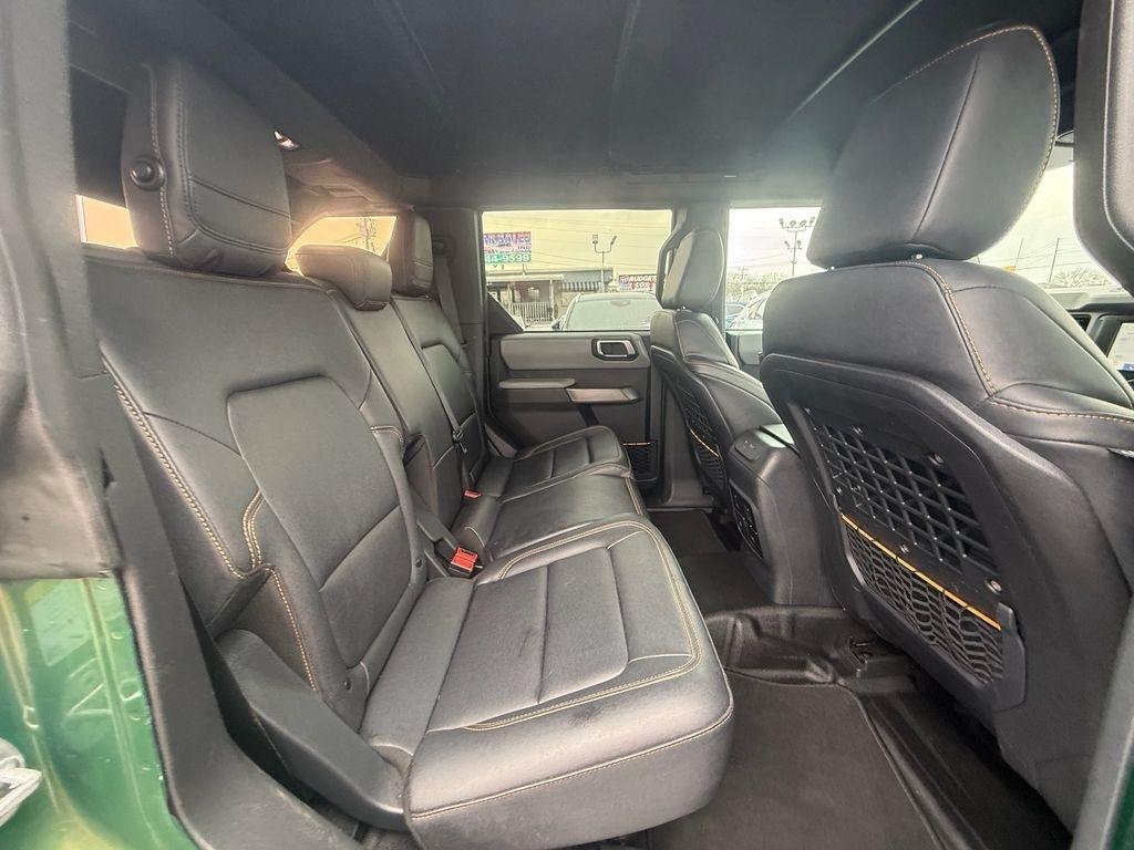 Ford Bronco Base 4-Door w/Advanced 2022