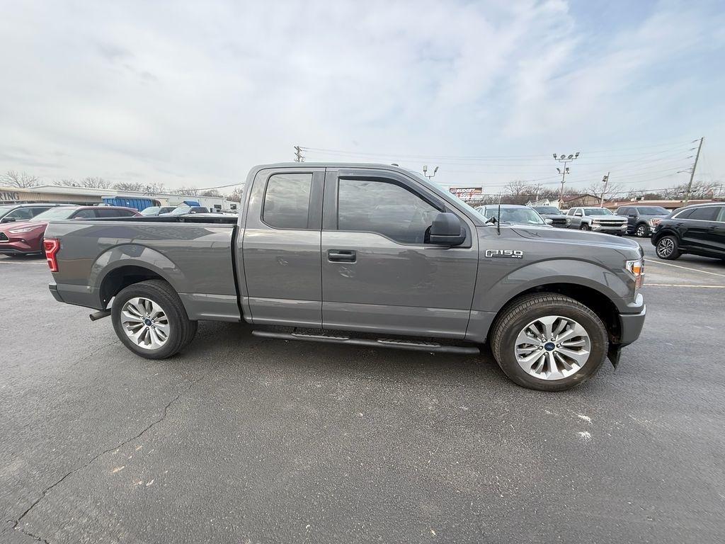 Ford F-150 XL SuperCab 8-ft. 2WD 2018