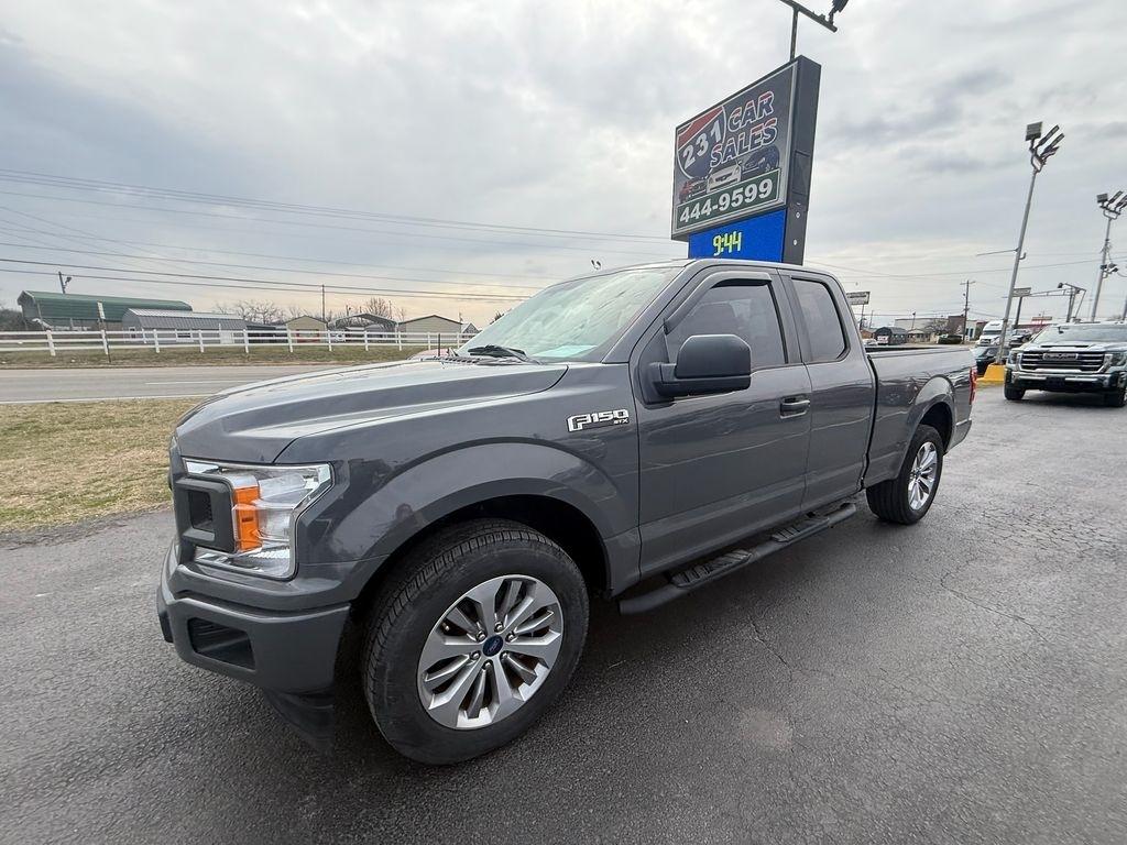 Ford F-150 XL SuperCab 8-ft. 2WD 2018