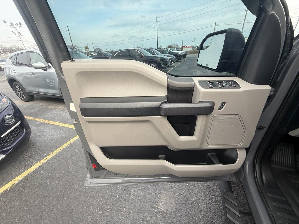 Ford F-150 XL SuperCab 8-ft. 2WD 2018