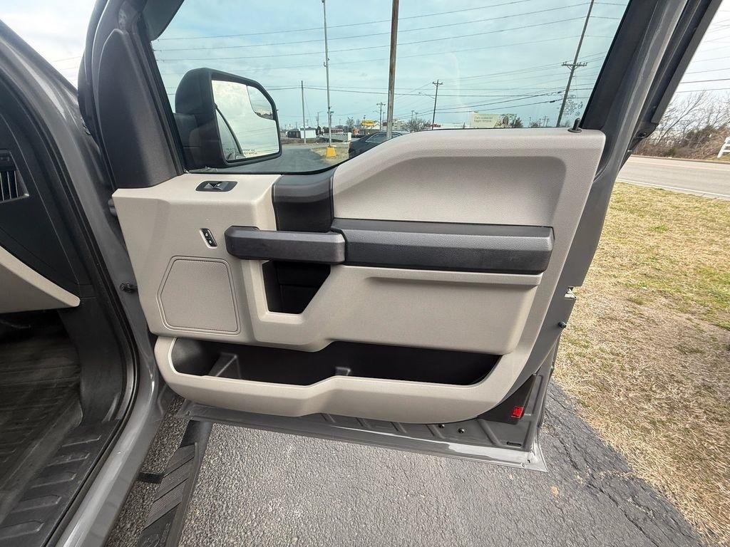 Ford F-150 XL SuperCab 8-ft. 2WD 2018