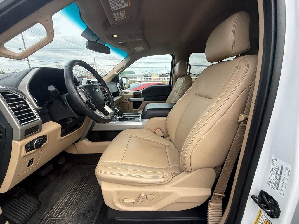 Ford F-150 Lariat SuperCrew 5.5-ft. Bed 4WD 2016