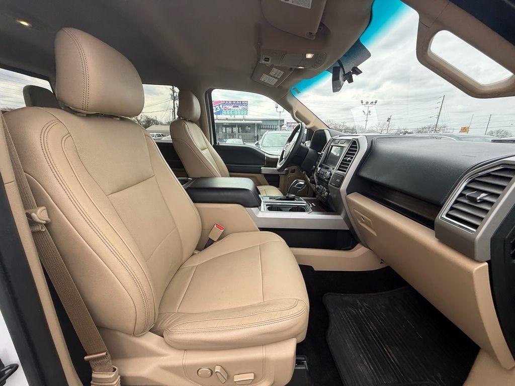 Ford F-150 Lariat SuperCrew 5.5-ft. Bed 4WD 2016