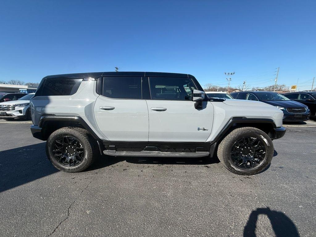 GMC HUMMER EV SUV 2X 2024