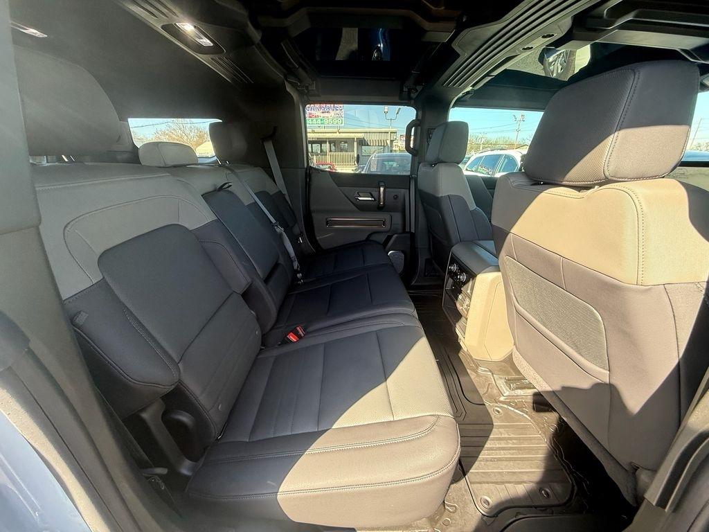 GMC HUMMER EV SUV 2X 2024