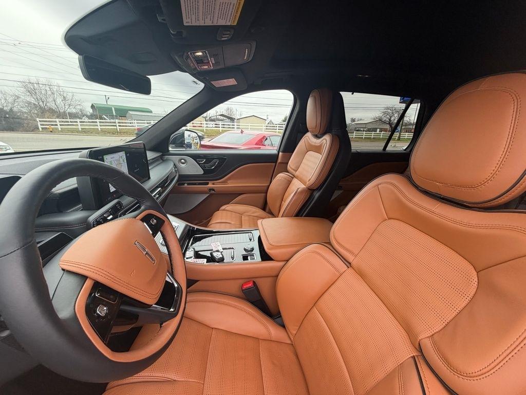 Lincoln Aviator Black Label 2025