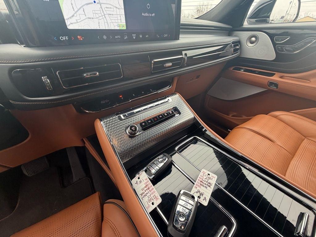 Lincoln Aviator Black Label 2025