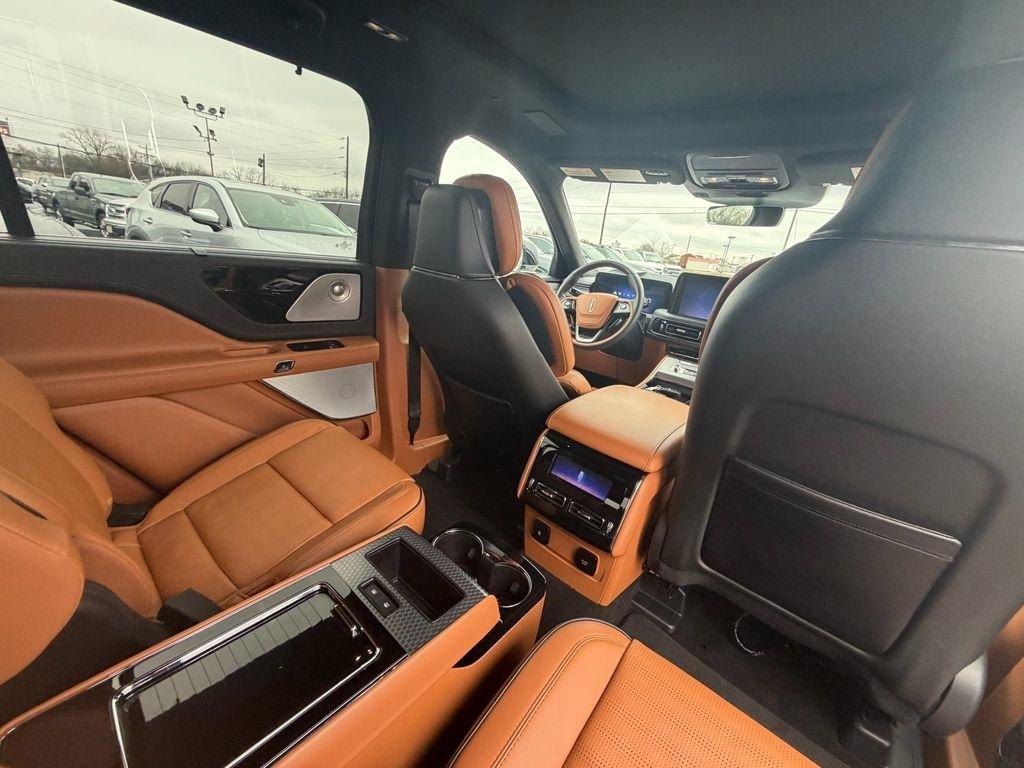 Lincoln Aviator Black Label 2025