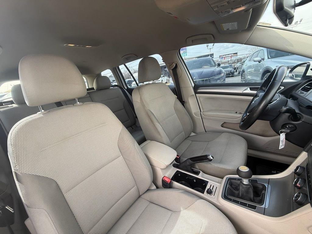 Volkswagen Golf SportWagen TSI S 5M 2016