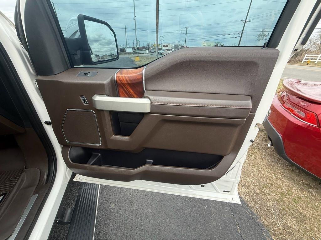 Ford F-150 King Ranch SuperCrew 4WD 2016