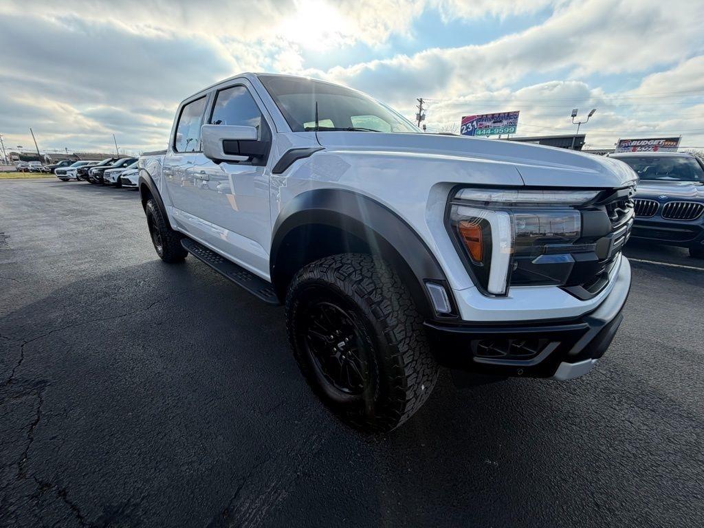 2025 Ford F-150 Raptor SuperCrew 4WD