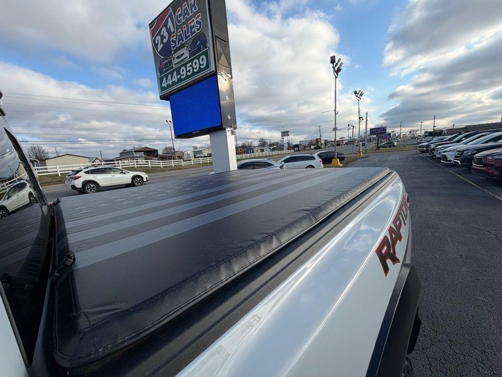 Ford F-150 Raptor SuperCrew 4WD 2025