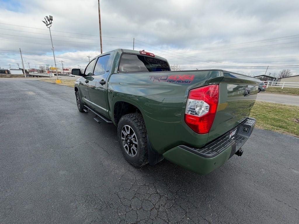 Toyota Tundra SR5 5.7L V8 CrewMax 4WD 2021