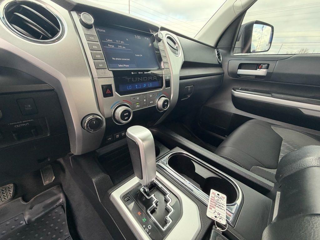 Toyota Tundra SR5 5.7L V8 CrewMax 4WD 2021