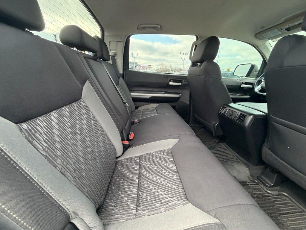 Toyota Tundra SR5 5.7L V8 CrewMax 4WD 2021