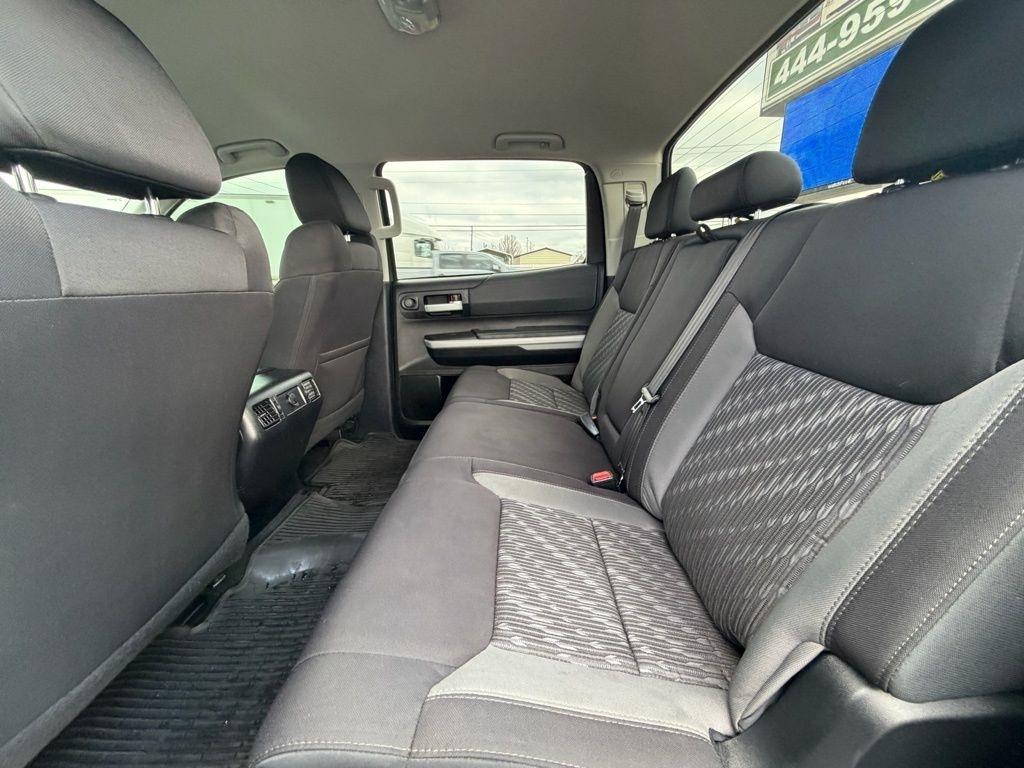 Toyota Tundra SR5 5.7L V8 CrewMax 4WD 2021