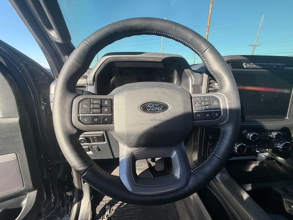 Ford F-150 Lariat SuperCrew 4WD 2024