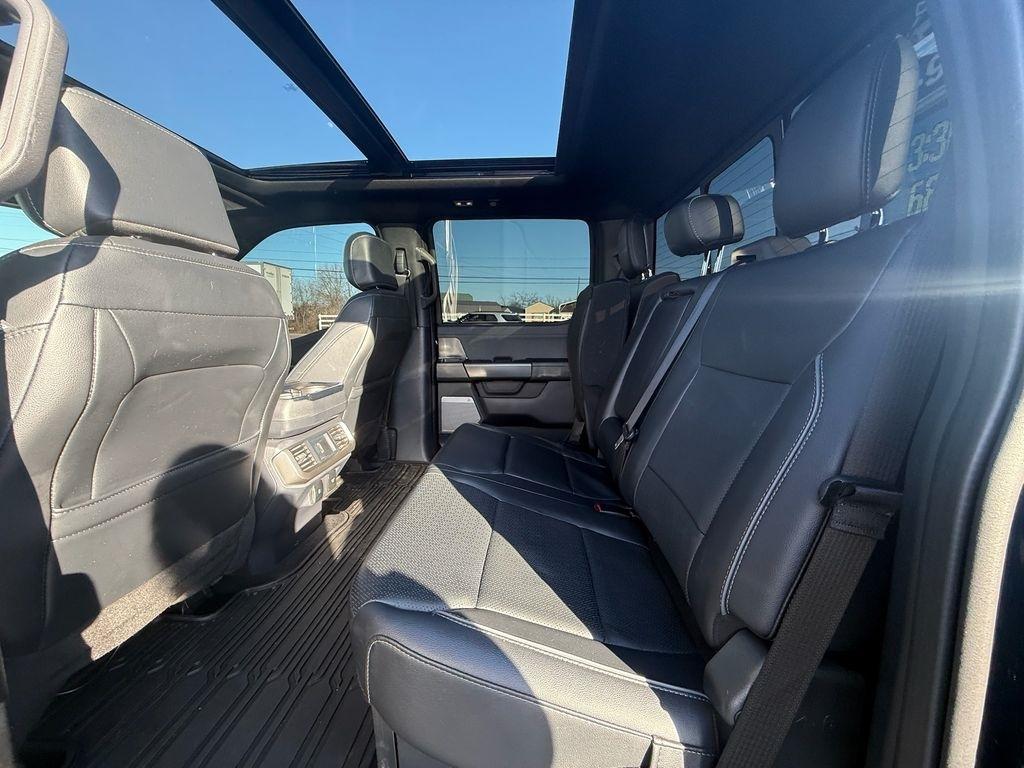 Ford F-150 Lariat SuperCrew 4WD 2024