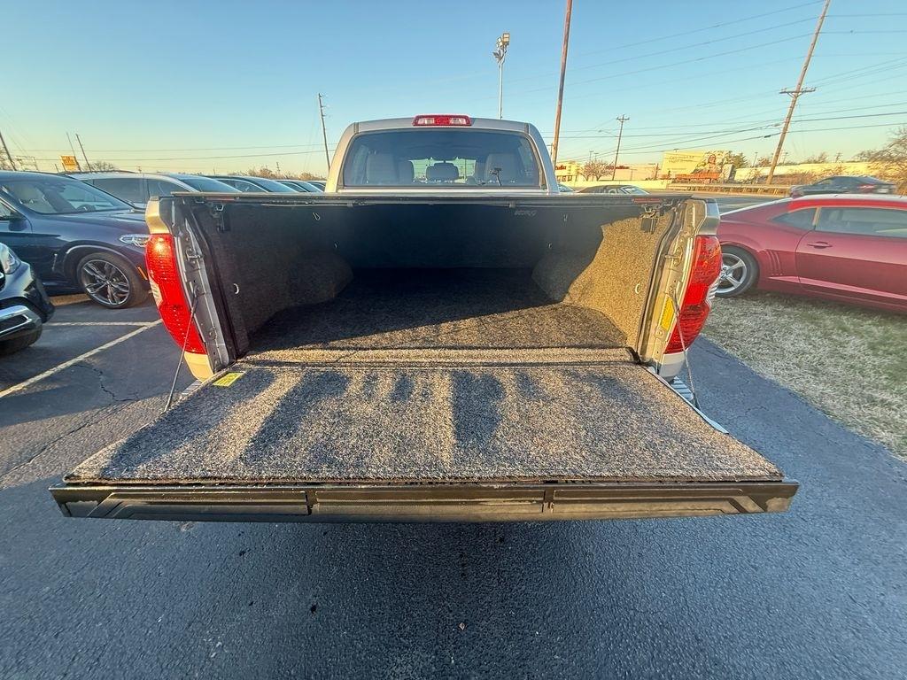 Toyota Tundra Limited 5.7L FFV CrewMax 4WD 2015