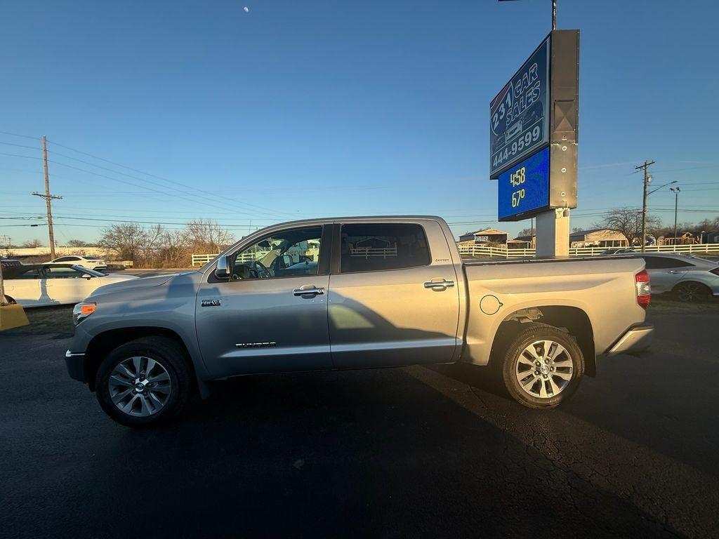 Toyota Tundra Limited 5.7L FFV CrewMax 4WD 2015