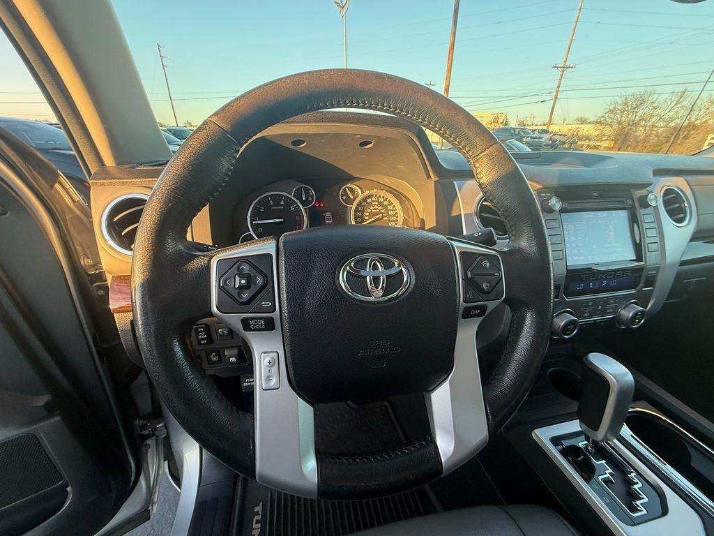 Toyota Tundra Limited 5.7L FFV CrewMax 4WD 2015