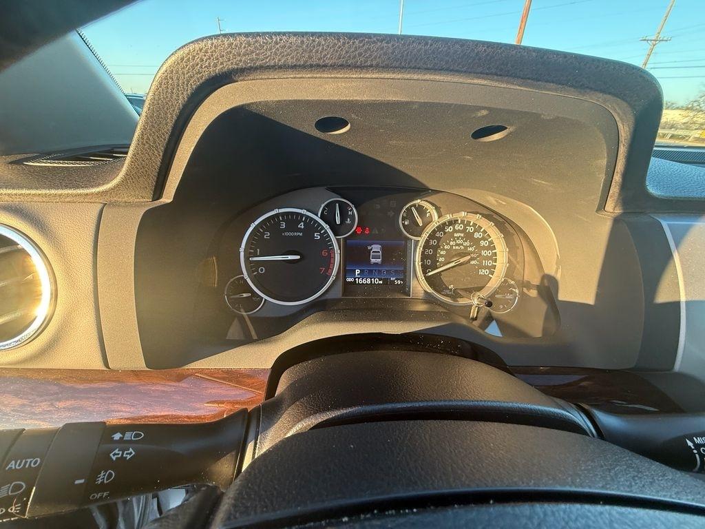 Toyota Tundra Limited 5.7L FFV CrewMax 4WD 2015