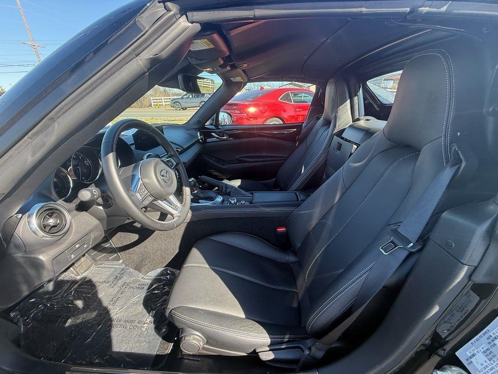 Mazda MX-5 Miata RF Grand Touring 6MT 2024