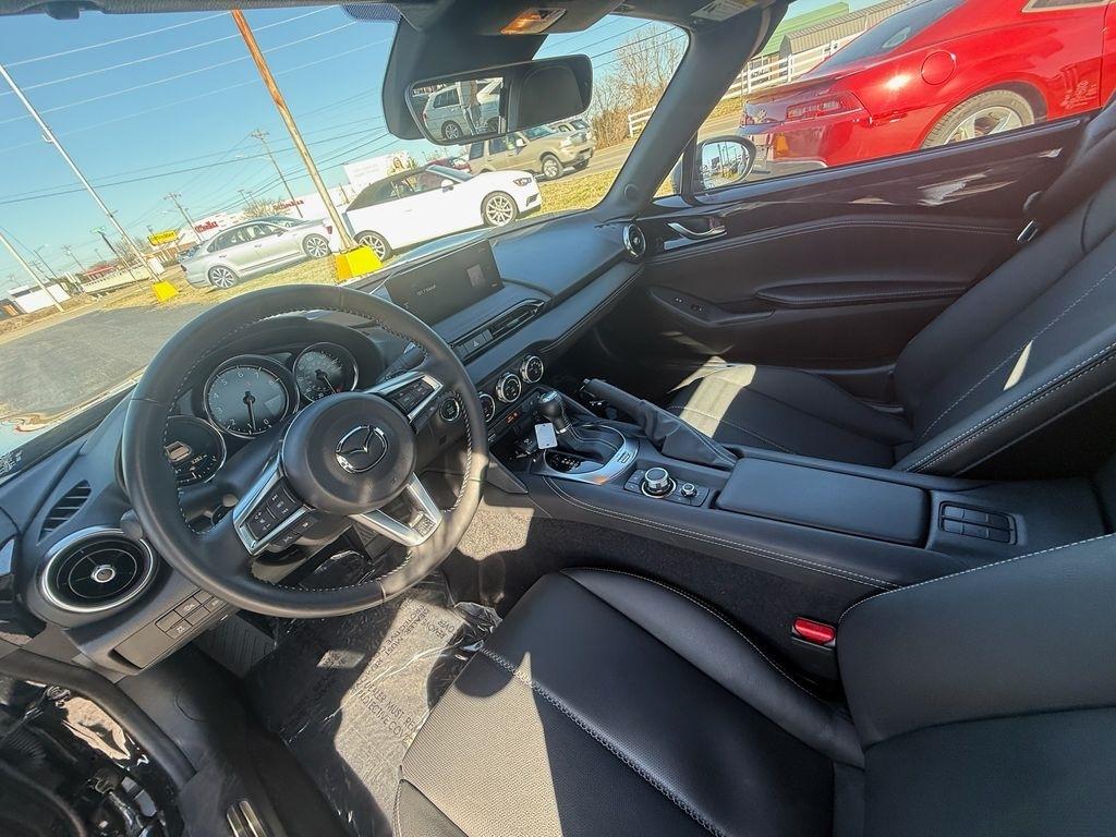 Mazda MX-5 Miata RF Grand Touring 6MT 2024