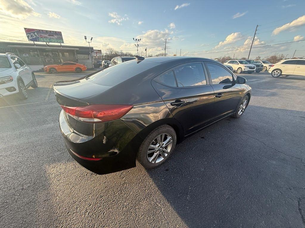 Hyundai Elantra Value Edition 6A 2017