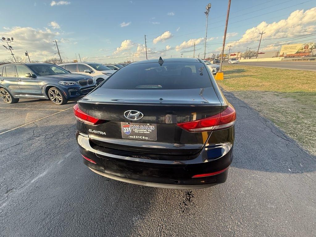 Hyundai Elantra Value Edition 6A 2017