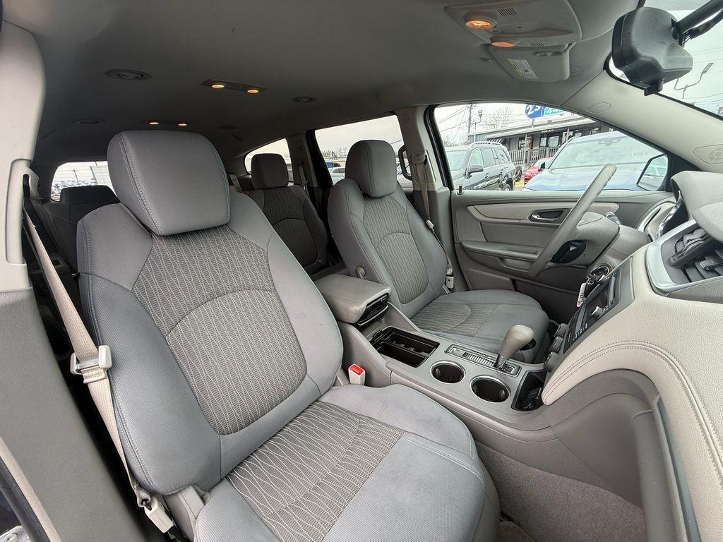 Chevrolet Traverse LS AWD w/PDC 2015