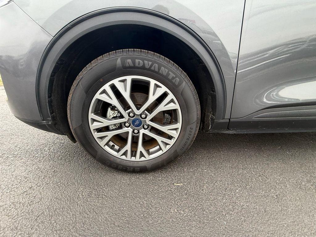 Ford Escape Hybrid SEL AWD 2022