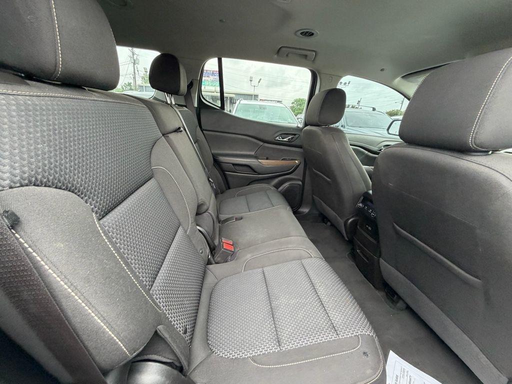 GMC Acadia SLE 2023