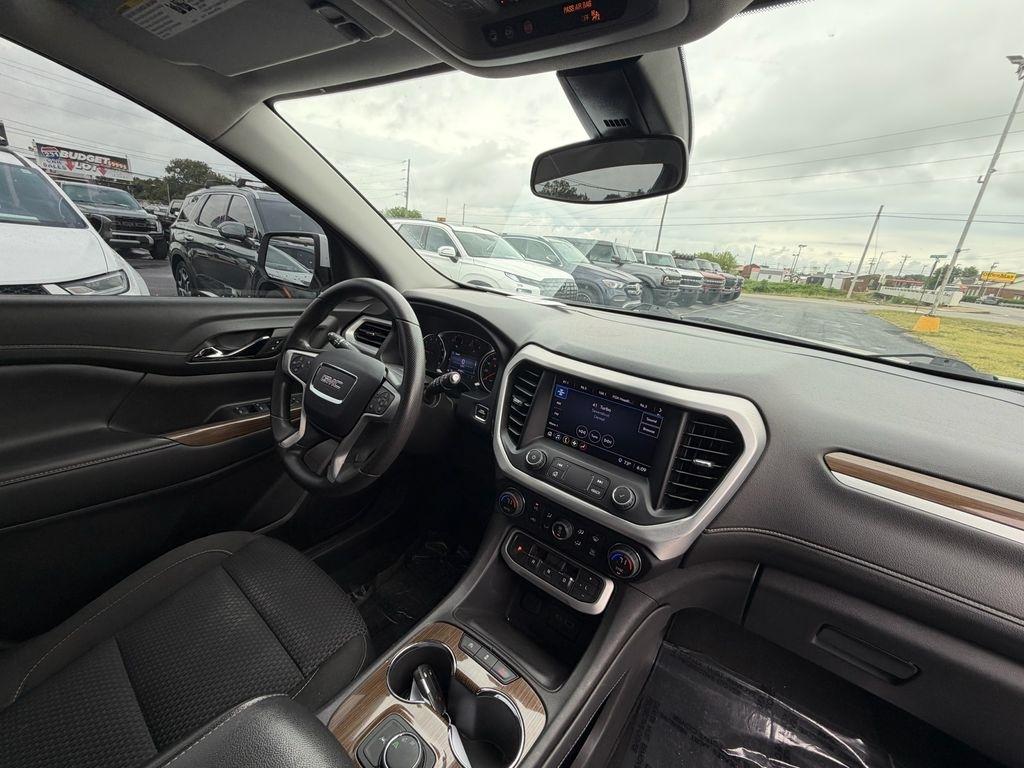 GMC Acadia SLE 2023