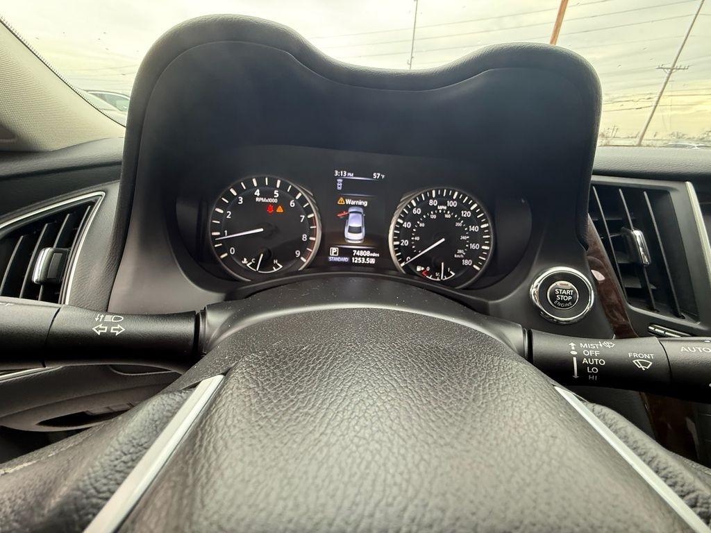 Infiniti Q50 3.0t LUXE AWD 2019