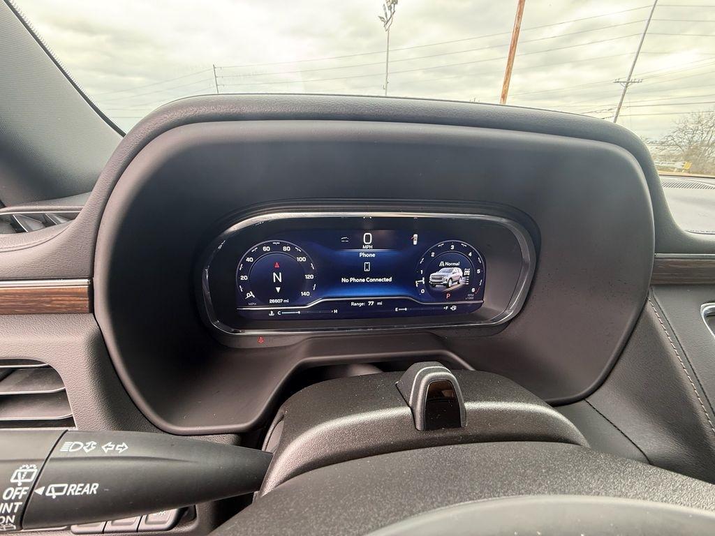 Chevrolet Suburban High Country 4WD 2024