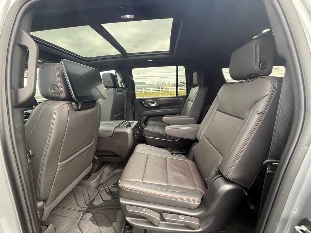 Chevrolet Suburban High Country 4WD 2024